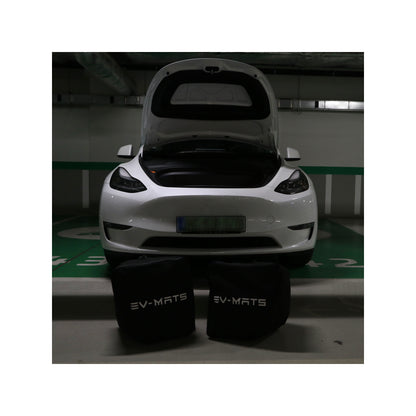 EV-MATS Deluxe CAMP SET for Tesla Model Y med Tesla-madrass med vanntett bag for bakre bagasjerom, satengark, dyne, 2 puter med trekk, 11 nyanser og 2 vanntette bager for foran bagasjerommet til Tesla Model Y